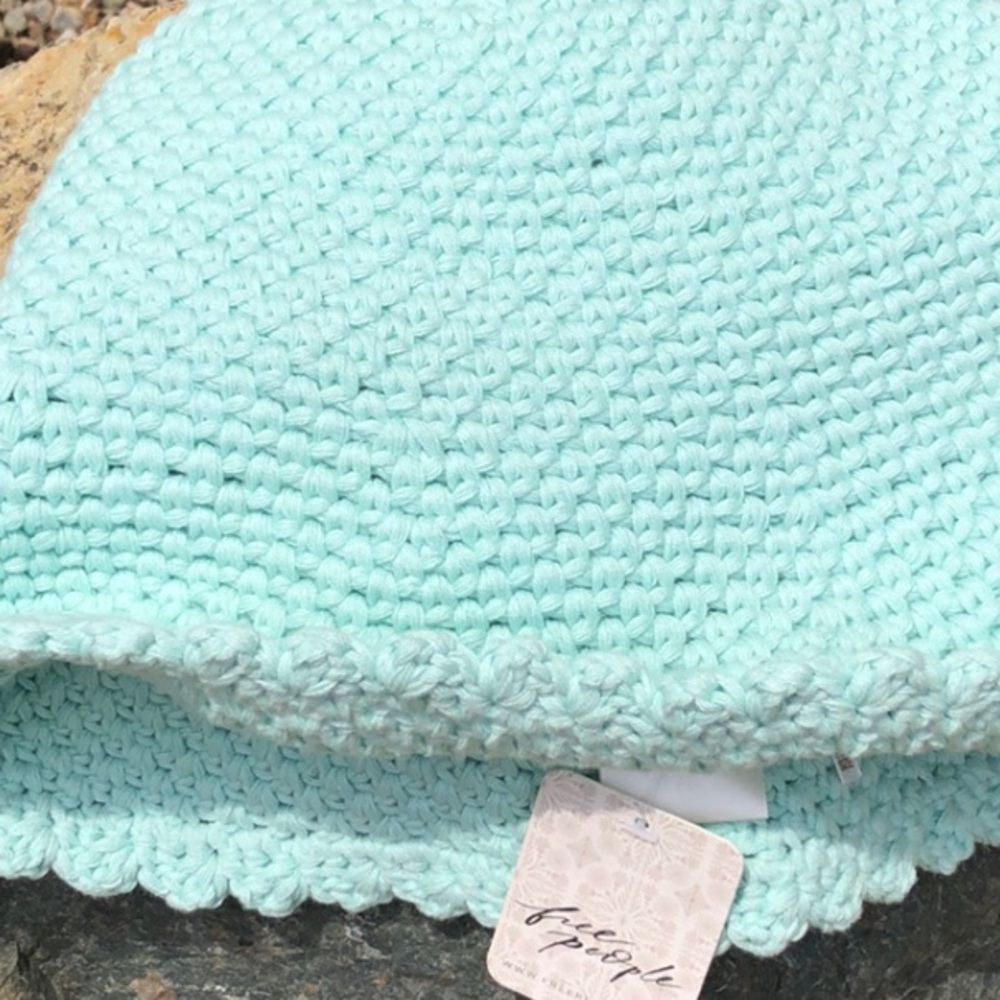 Free People☀️Pixie Knit Bucket Hat☀️ - Picture 4 of 9
